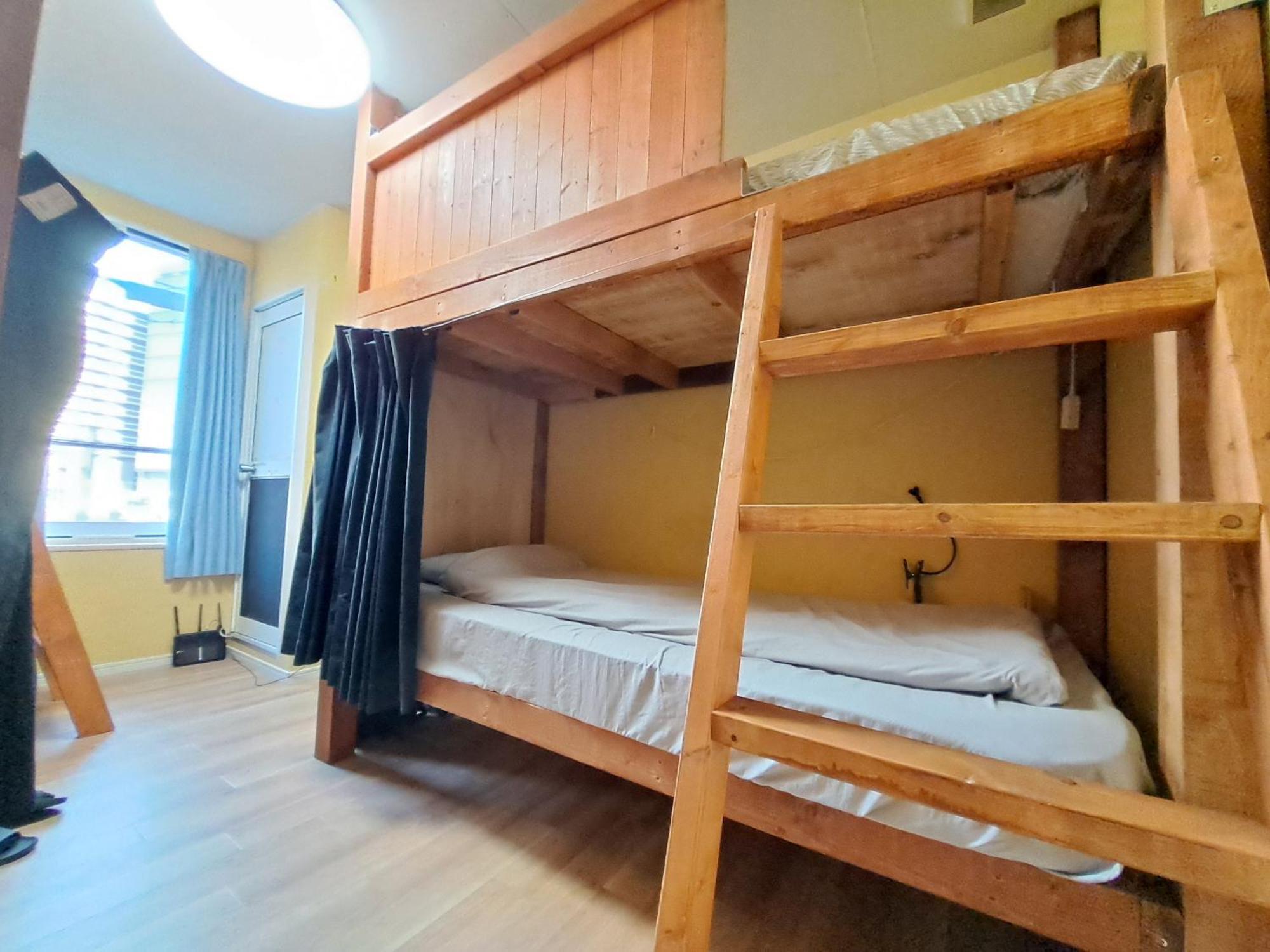Fukuoka Tabiji Hostel & Guesthouse Экстерьер фото